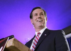 Santorum gives emotional speech, waits for Iowa caucus results