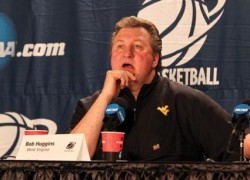 West Virginia struggles shooting, falls to Gonzaga 77-54 in second round of NCAA tournament