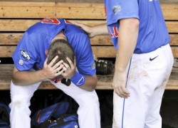Gators mistakes prove costly in early College World Series exit