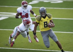 Oregon Ducks run past Fresno State in first half, face second half growing pains