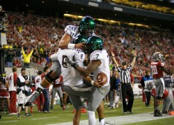 No. 2 Oregon surges in the second half to dump Washington State