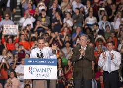 Mitt Romney campagins in Miami