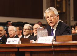 Hagel faces scrutiny on first hearing day